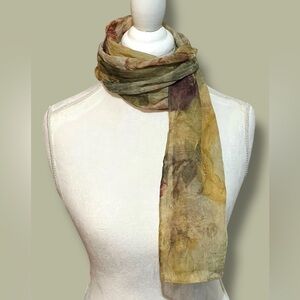 Elegant Multicolor Decorative Rose Print Scarf